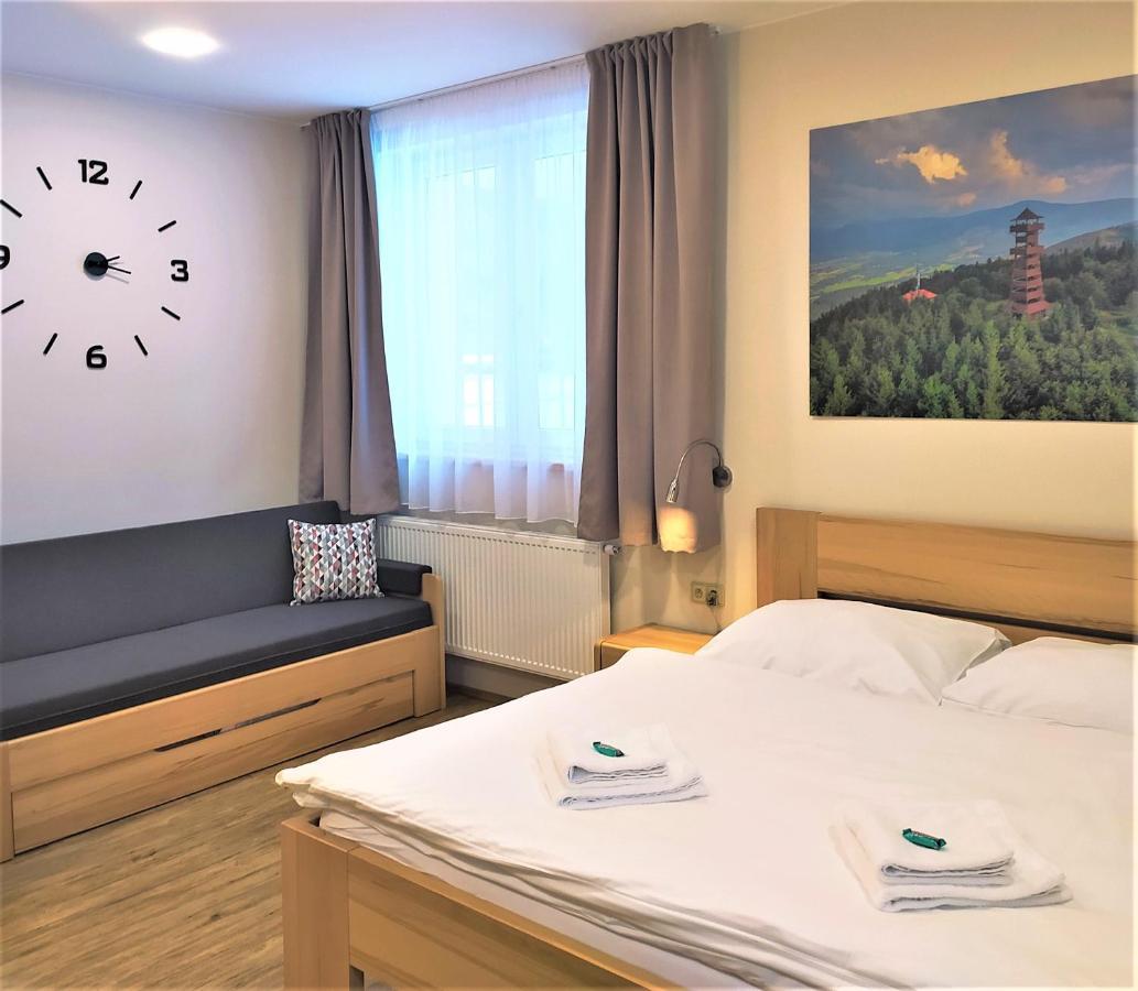 Penzion Adela Rožnov pod Radhoštěm Exterior foto